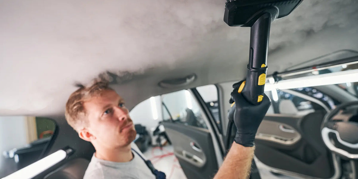 How to clean your car headliner: Instructions for a clean roof lining 🚗